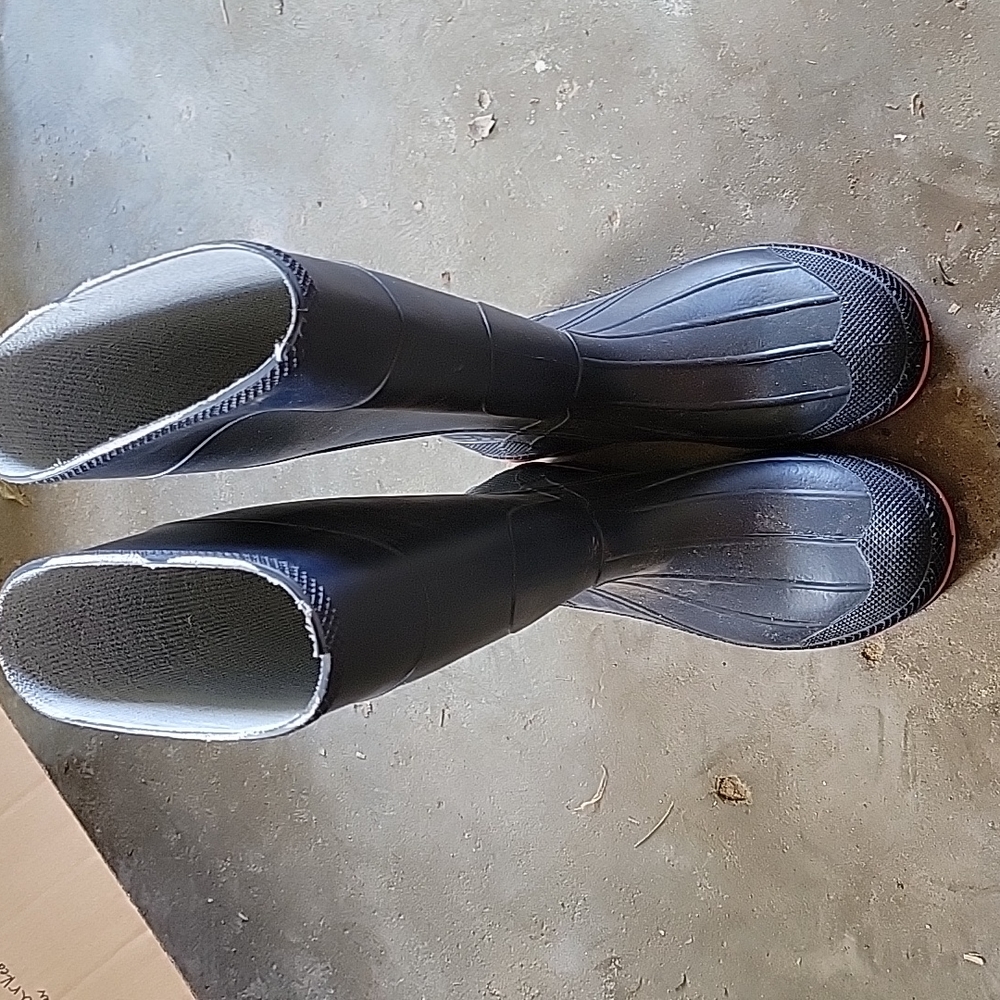 Rain boots